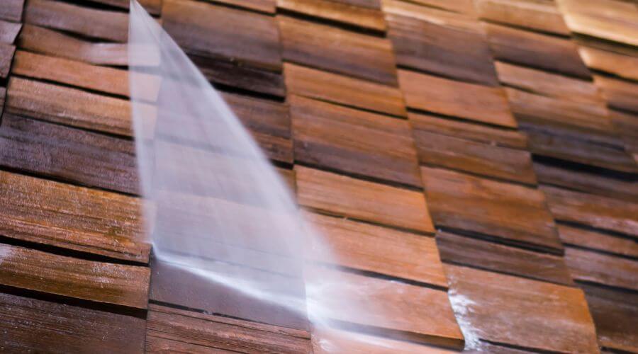 Professional gutter cleaning in Tuscarawas, OH